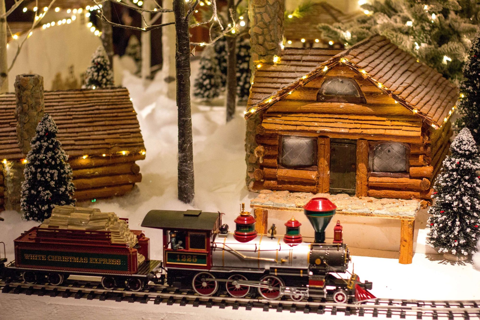 40+ Christmas Trivia